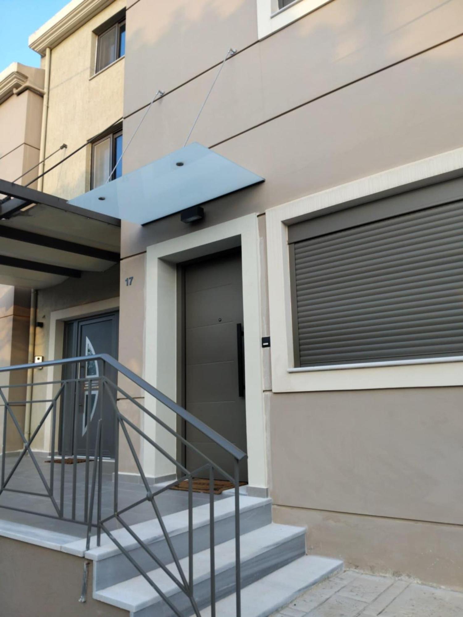 Simple, Calm And Luxurious Apartment Kalamata Exterior photo